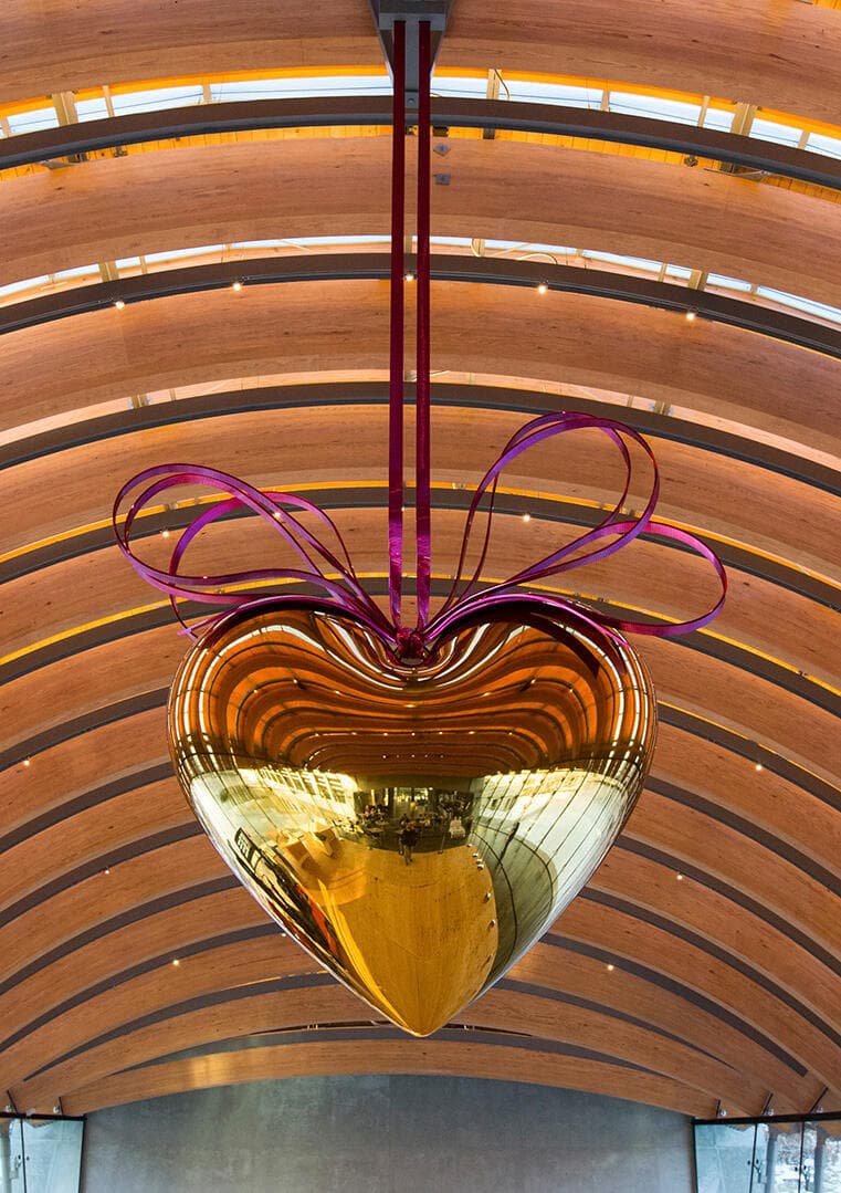 Hanging Heart (Gold/Magenta)