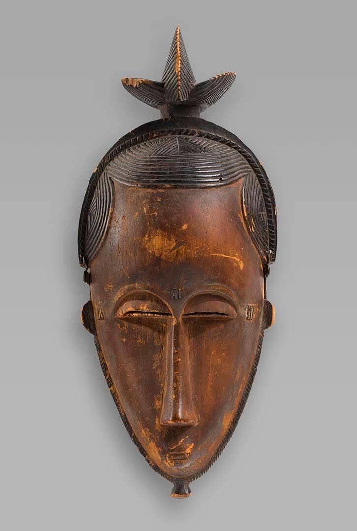 Mblo Portrait Mask with Bird